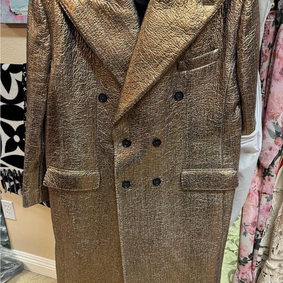 Dolce & Gabanna Overcoat size XL, never worn with tags was too big for me - Picture 7 of 8